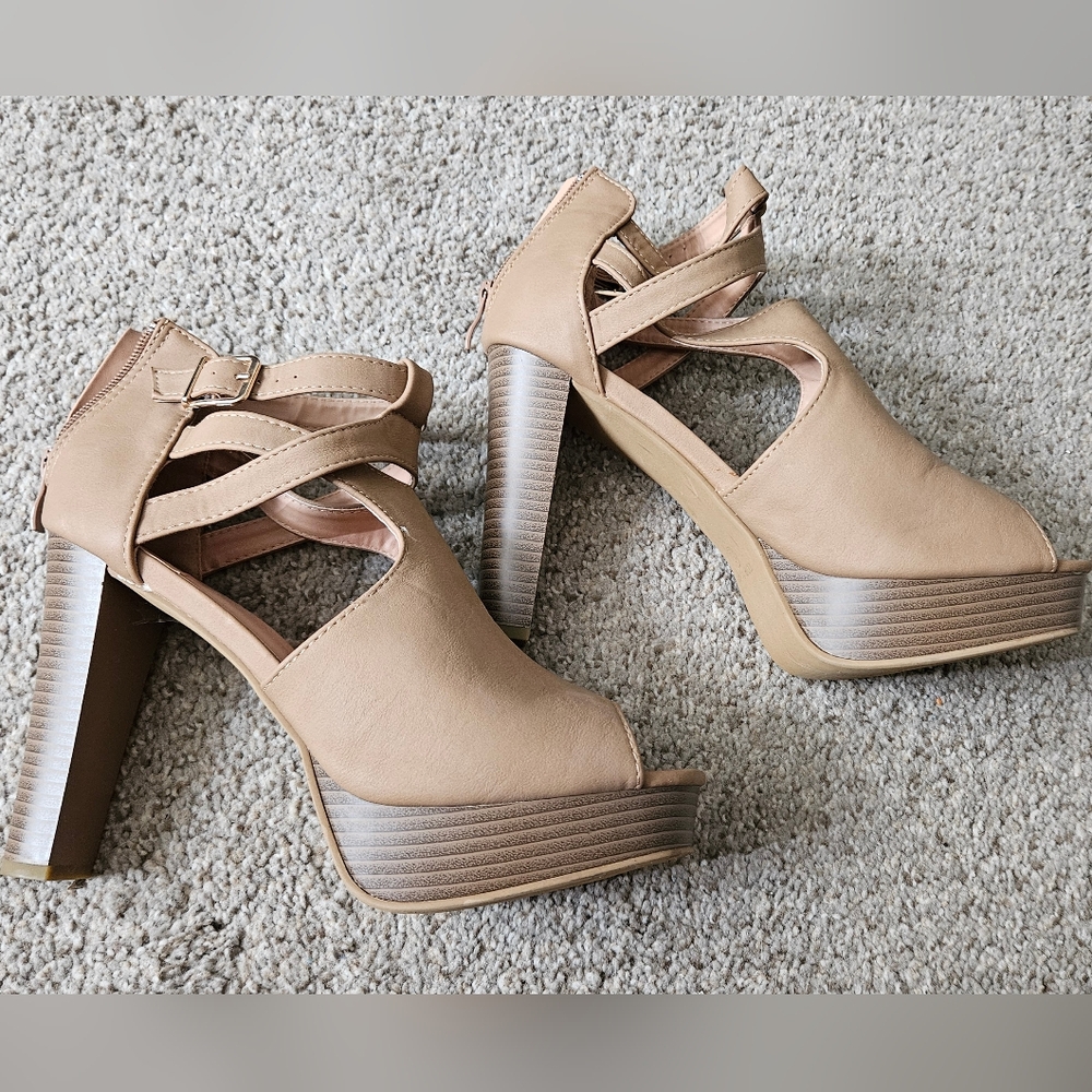 Elegant Tan Platform Heels